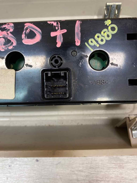 12 20 DODGE CARAVAN HVAC AC PAINEL DE CONTROLE DO AQUECEDOR MONTADO NO TETO TRASEIRO 55111312AC