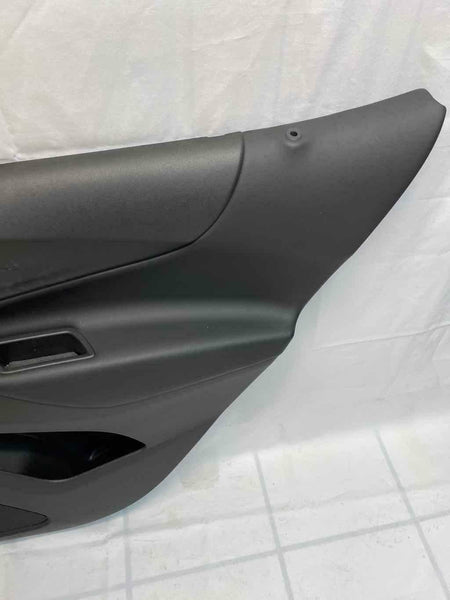 2018 2020 CHEVY EQUINOX REAR PASSENGER SIDE DOOR TRIM PANEL BLACK ASSY 84346330