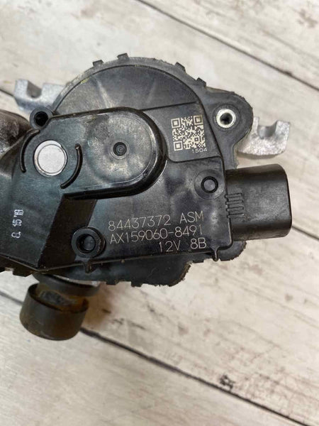 18 21 CHEVROLET EQUINOX WIPER MOTOR FRONT WINDSHIELD ASSY OEM 84437372