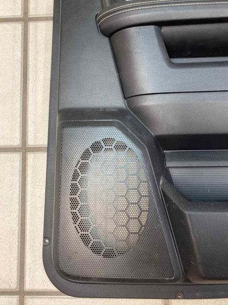 Moldura de panel de puerta para Dodge Ram 13/21 Crew Can, parte trasera derecha, color negro, OEM 1VZ401X9AF