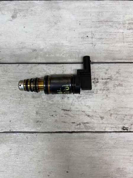 Tapón de la válvula solenoide del compresor de aire acondicionado Chevrolet Traverse 2017 OEM F7203JS3