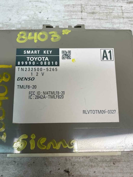 2011 2019 TOYOTA SIENNA THEFT LOCKING KEYLESS IGNITION CONTROL MODULE 8999008010