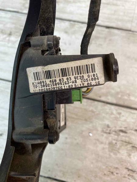 2017 2018 INFINITI QX30 CONTROLES DEL VOLANTE A2185400262 A2185400162 A09146003039E38