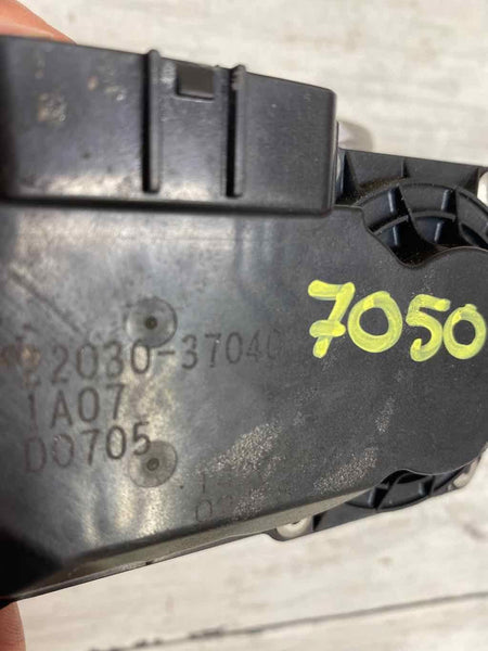 20 22 TOYOTA COROLLA SEDAN 1.8L THROTTLE BODY VALVE ASSY OEM 2203037040