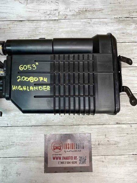 2017 2019 TOYOTA HIGHLANDER 2.7L EVAPORATOR CANISTER ASSY OEM 777400E120