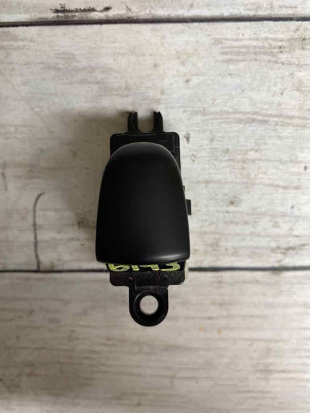 17 21 NISSAN ROGUE SPORT REAR RIGHT DOOR SWITCH ASSY OEM