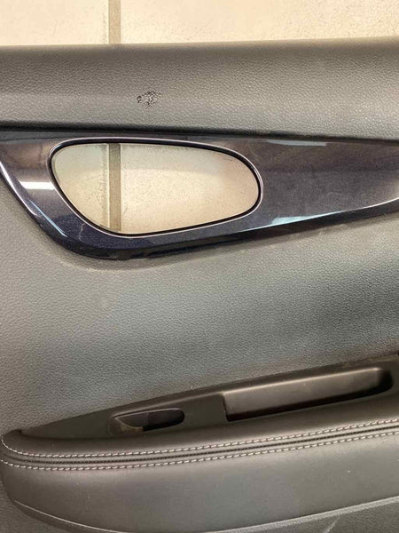 Moldura de panel de puerta trasera derecha para Nissan Rogue Sport 17-19, color negro, OEM 829006MA0B