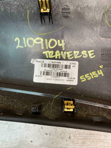 Moldura lateral derecha del pasajero para Chevrolet Traverse 2020 OEM 8277810