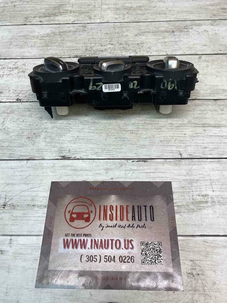 Volkswagen Jetta climate control 2011 to 2014 panel assy OEM 5C0820047P
