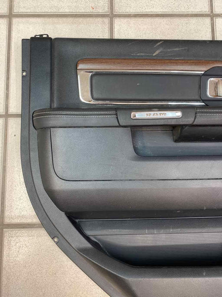 Moldura de panel de puerta de Dodge Ram 13 a 21, cabina doble, parte trasera izquierda, negra, OEM 1VE131X9AB