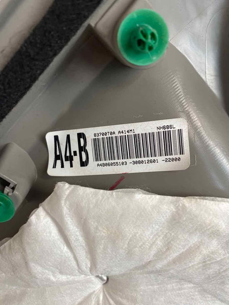 12 14 HONDA CRV LX PANEL DE MOLDURA DE PUERTA TRASERA DEL PASAJERO GRIS OEM 83702T0AA41ZC