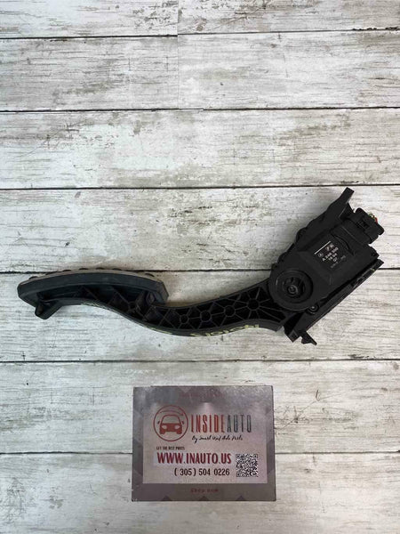 2017 INFINITI QX30 ACCELERATOR PEDAL ASSY OEM A2463001604