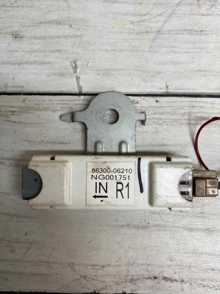 2020 TOYOTA CAMRY RADIO ANTENNA CONTROL MODULE ASSY OEM 8630006210