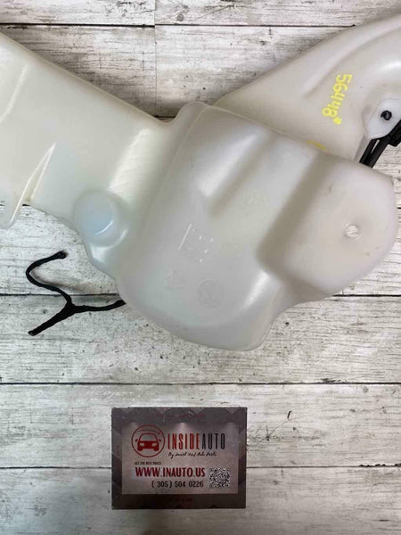 2018 2020 CHEVY EQUINOX RADIATOR TANK RESERVOIR ASSY OEM 84265495