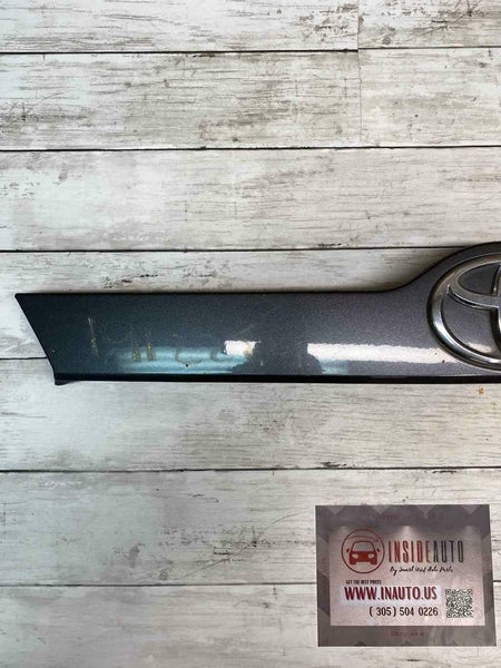Conjunto de parrilla superior para Toyota Camry SE 2012-2014 OEM 7681106470