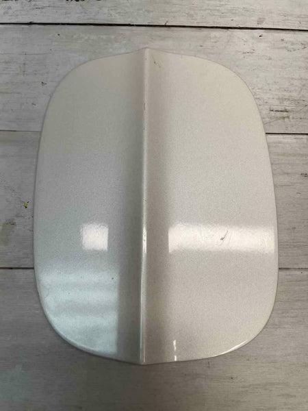 2013 2020 FORD FUSION FUEL TANK DOOR GAS CAP LID COVER ASSY UG WHITE DG9Z54405A26A