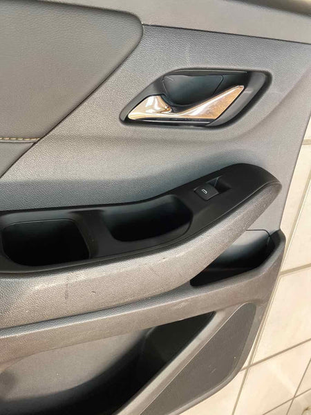 Moldura de panel de puerta para Chevy Traverse 2018 a 2021, parte trasera izquierda, OEM, color negro, 84552577