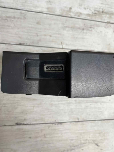 2015 VOLKSWAGEN JETTA SEM GLI CAIXA DE CARREGAMENTO PORTA OEM 5C6864531A