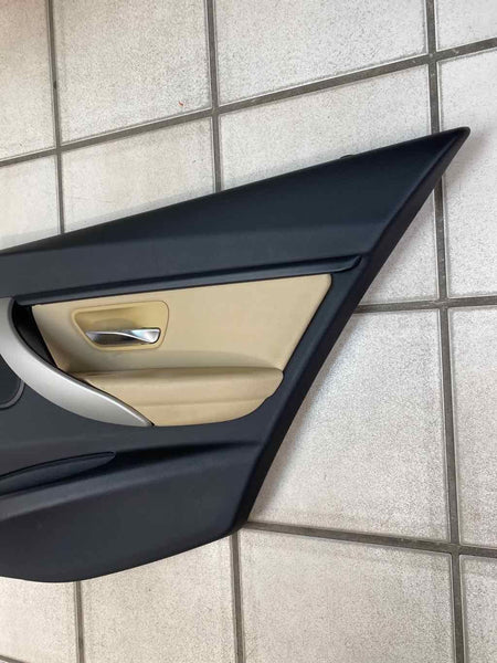 13 18 BMW 320I REAR RIGHT INNER DOOR TRIM PANEL OEM 51427280924