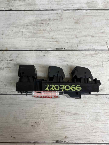 20 22 TOYOTA COROLLA SEDAN FRONT DRIVER MASTER WINDOW SWITCH ASSY OEM 848100R040