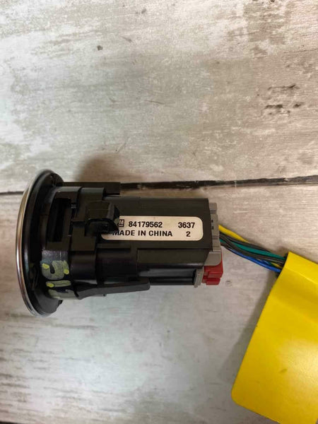 2018 2020 CHEVROLET EQUINOX IGNITION SWITCH OEM 84179562