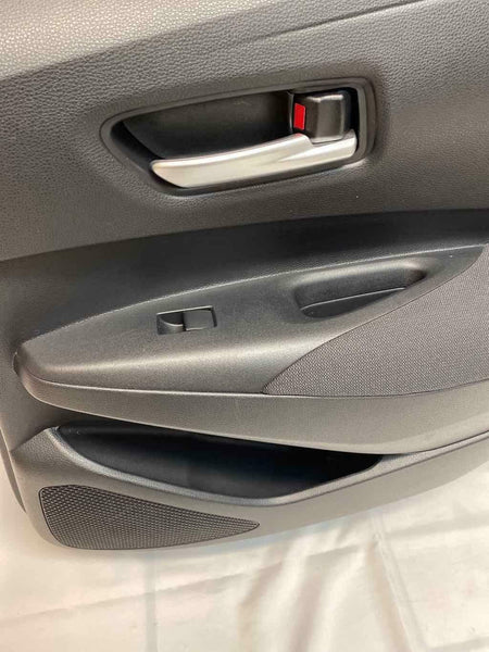 2020 2021 TOYOTA COROLLA REAR PASSENGER SIDE DOOR TRIM PANEL BLACK OEM 6763002W70C9