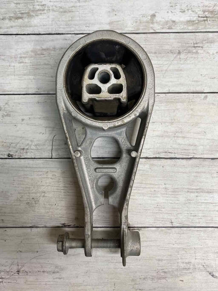 CHEVY EQUINOX 2019 1.5L SOPORTE DE MOTOR OEM 84146942