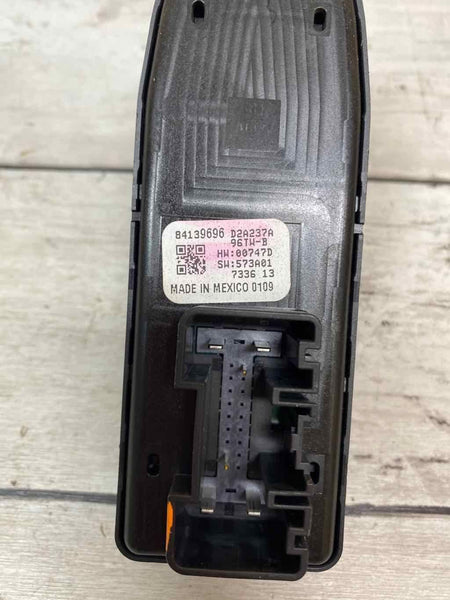 18 20 GMC TERRAIN PORTA DO PASSAGEIRO DIANTEIRA DIREITA INTERRUPTOR CONJ. FRONTAL OEM 84139696