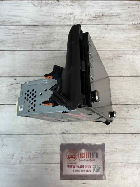 PANTALLA Y RECEPTOR DE RADIO AM FM PARA TOYOTA COROLLA 21 CONJUNTO SED OEM 8614012610