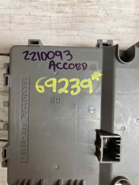 Caja de fusibles y relés de unión para Honda Accord 2021 OEM TVAA120