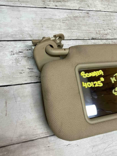 2015 2019 HYUNDAI SONATA VIN 2 SUN VISOR DRIVER SIDE BROWN COLOR OEM 85201C2000