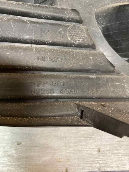 15 INFINITI Q50 FRONT PASSENGER SIDE FOG LIGHT BEZEL OEM 622564GA0A