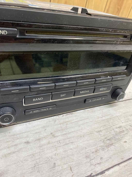 15 17 VOLKSWAGEN JETTA RADIO RECEIVER W/O NAVIGATION OEM 1K0035164J