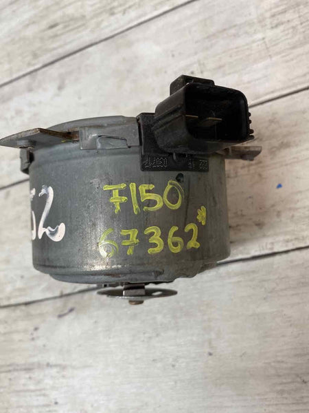 MOTOR DE ENFRIAMIENTO ELÉCTRICO PARA CAMIONETA FORD F150 5.0L 17-20 OEM FL348C607BE