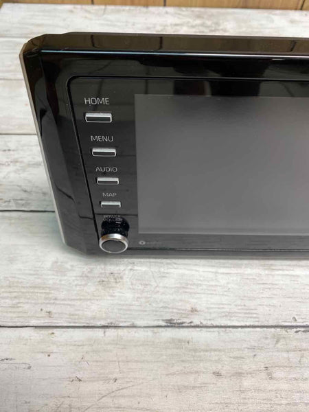 2021 TOYOTA COROLLA SEDAN RECEPTOR DE RÁDIO E TELA DE EXIBIÇÃO OEM 8614012610