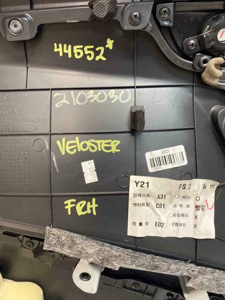 Hyundai Veloster door panel trim 12 17 right side black assy OEM 823082V0501RY