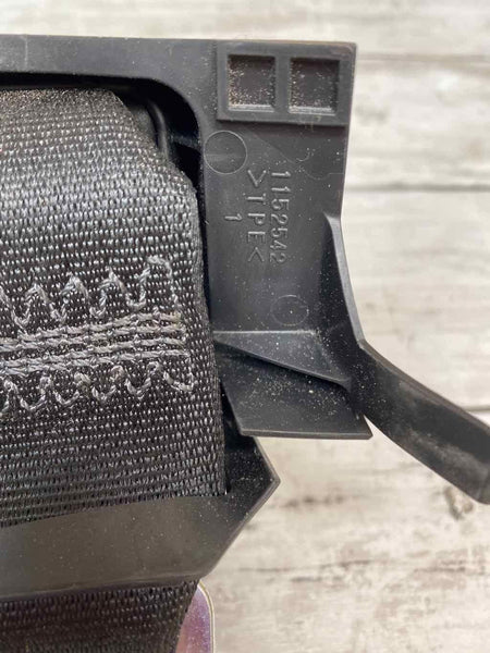 Hebilla del cinturón de seguridad trasero del Toyota Corolla 2021, conjunto central OEM