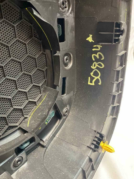 2015 2019 GMC SUBURBAN REAR RIGHT PASSENGER SIDE DOOR TRIM PANEL BLACK 23387304