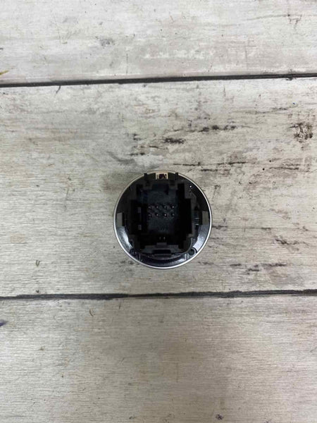 18 CHEVY EQUINOX INGNITION SWITCH ENGINE START STOP ASSY OEM 84179562