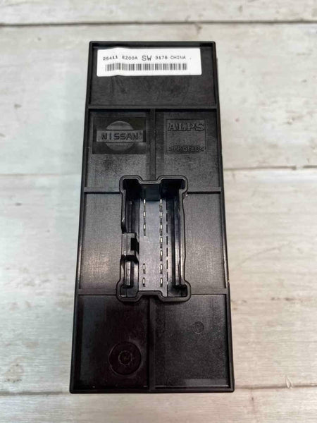 2017 2019 NISSAN TITAN WINDOW SWITCH FRONT RIGHT SIDE OEM 25411EZ00A