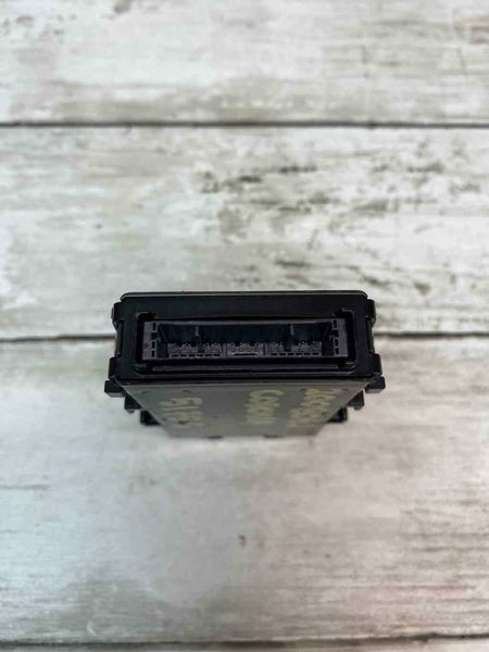 MÓDULO DE CONTROLE DE GATEWAY DE REDE TOYOTA COROLLA 2020 OEM 8910002040