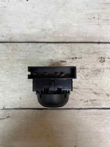 2020 CHEVY EQUINOX FRONT LEFT SEAT SWITCH ASSY OEM 84445926