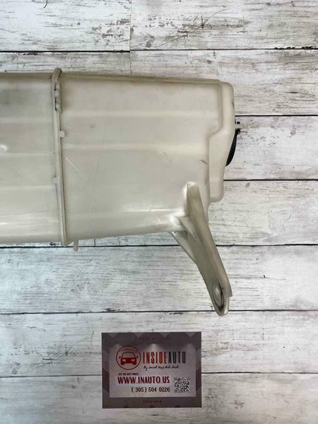 DEPÓSITO DEL TANQUE DEL LIMPIAPARABRISAS DEL LAVAPARABRISAS DE TOYOTA TUNDRA 2015 OEM