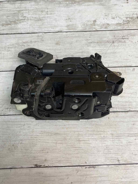 11 18 VOLKSWAGEN JETTA SEDAN REAR LEFT DOOR LATCH OEM 5K4839015S LH