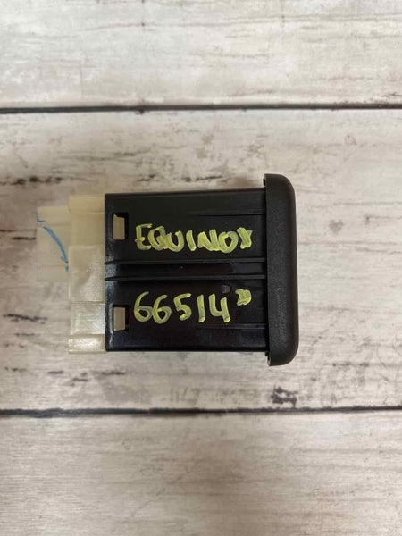 Puerto de carga USB para Chevy Equinox 2020 OEM 13598459