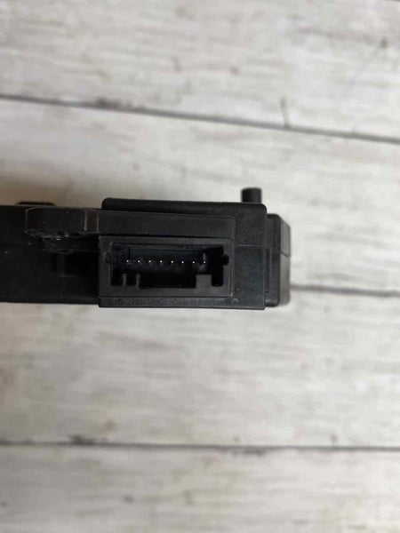 Servoaccionamiento de la trampilla de aire del Toyota Corolla 2020 OEM AW638009061PLS