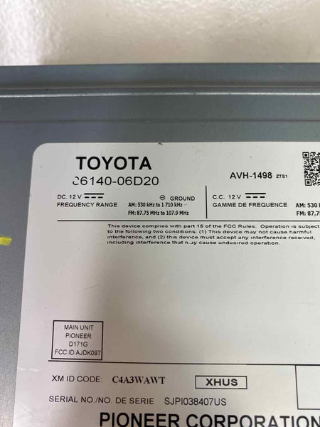 PANTALLA Y RECEPTOR DE RADIO PARA TOYOTA CAMRY 2020 OEM 8614006D20
