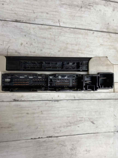 20 22 TOYOTA COROLLA MULTIFUNCTION CONTROL MODULE OEM 89221C12J40 8273012N90
