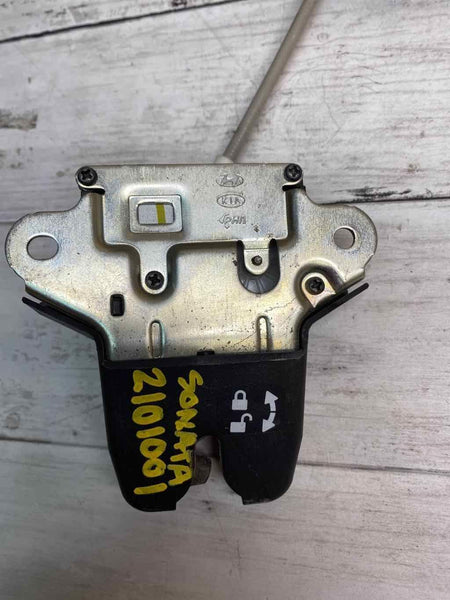 Pestillo de maletero trasero con orificio para llave, Hyundai Sonata 2015, OEM