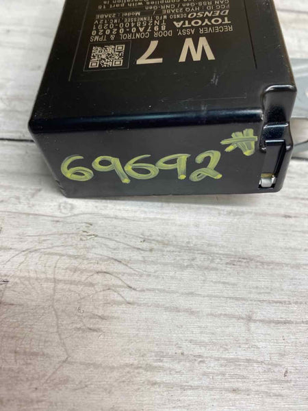 2014 TOYOTA 4RUNNER TPMS &amp; UNIDADE DE MÓDULO DE CONTROLE DE PORTA ASSY OEM 897A002020